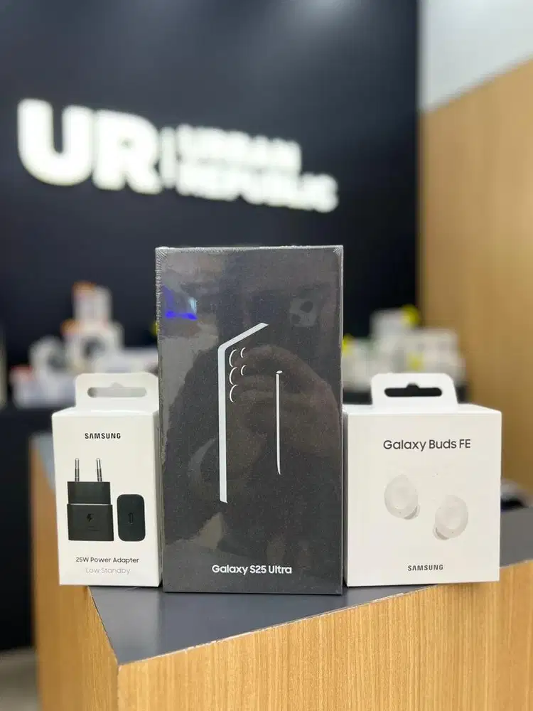 HOT PROMO S25 ULTRA FREE ADAPTOR & BUDS
