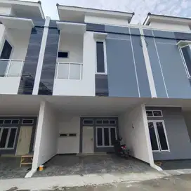 Rumah mewah tidak banjir akses mobil di Johar Baru jakarta Pusat