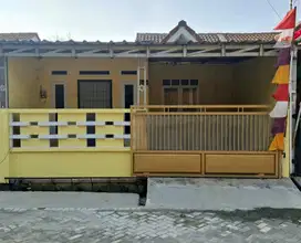 Rumah Komplek Permata Tangerang Regency