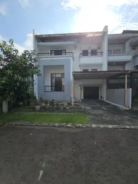 Rumah Bagus Siap Huni di Cluster Waterpoint Citra Raya