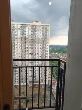 di sewakan apartemen 2 BR