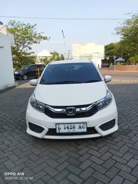 Brio facelift istimewa 2020, putih