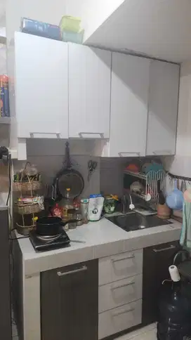 Disewakan rumah 2 lantai 4+1 Kt di long beach Pakuwon city