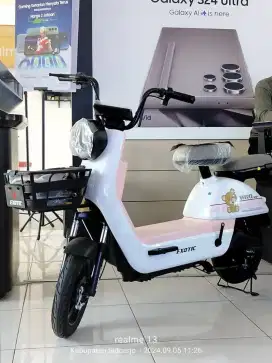 SEPEDA LISTRIK EXOTIC VELOVE V3