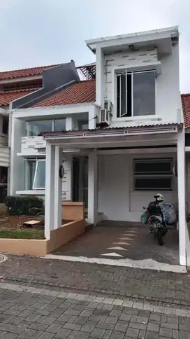 Disewakan Rumah di Kota Baru Parahyangan, Nyaman SHM Tatar Mayangsunda