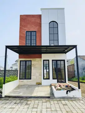 RUMAH MURAH 2 LANTAI KOTA MALANG 300 JUTAA