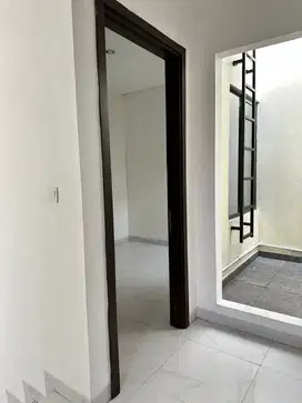 Disewakan rumah cluster 2 lantai furnish lengkap siap huni cakep