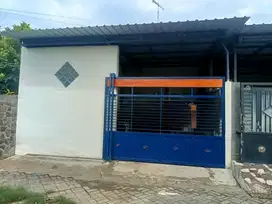 RUMAH DI KELURAHAN KARANG, SEMANDING TUBAN