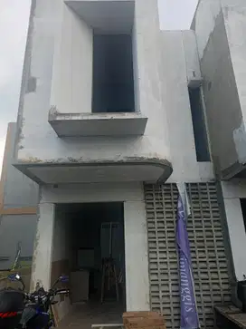 Rumah minimalis dekat ke gerbang toll cisalak di Tapos kota depok