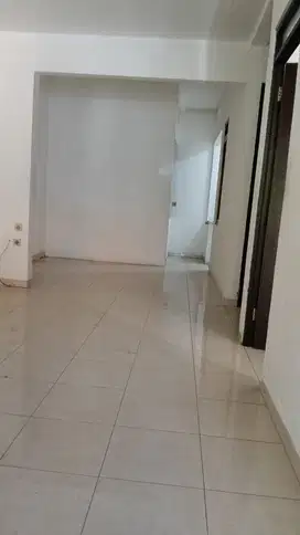 Disewakan Rumah di Lembah Hijau Lippo Cikarang