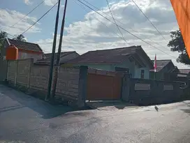 Rumah komplek Mapanget Griya Indah dekat Bandara tipe 36/120 hook