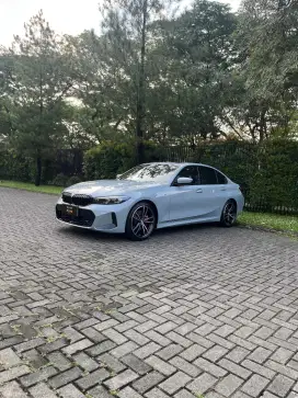 BMW 330i LCi M Sport 2023