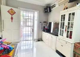 Rumah Cluster Fitonia Casa Jardin 2,5Lt 7x15 4+1KT Full Furnished