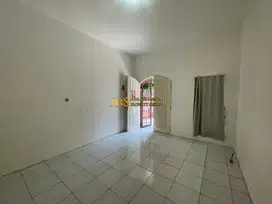 Disewakan Rumah 1 Tingkat di Komplek Cemara Hijau Jalan Metal - Medan