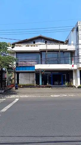 Disewakan Ruang Usaha di Poros Jl. Brigjen Slamet Riadi, Klojen Malang