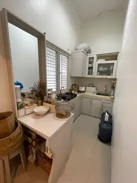 DIJUAL rumah 1 Lantai town house cipadu termurah strategis shm nego