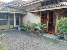 Rumah Besar Hook Kedawung MURAH