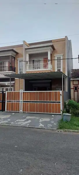 Dijual Cepat Rumah 2 Lantai di Citra Raya