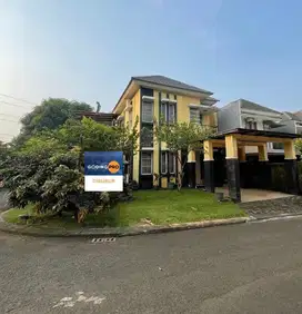 Rumah Hook 2 Lantai Siap Huni di Legenda Wisata Cibubur