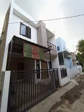 RUMAH HARGA BAWAH PASAR KURANG DARI 1 MILYAR DI CIGADUNG DAGO