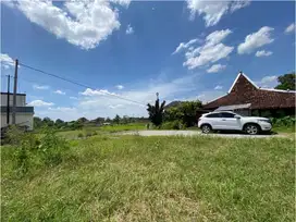 Jakal km 8, 2 Menit Ndalem Kalengan, View Sawah