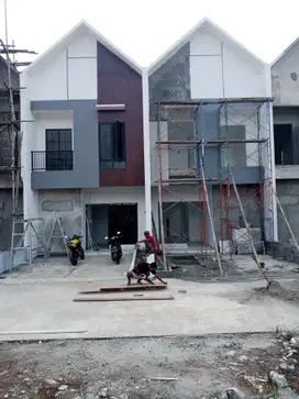 Rumah cluster mewah 2 lantai siap huni dekat LRT cibubur