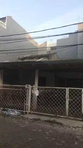 Dijual Rumah Tua hitung tanah saja