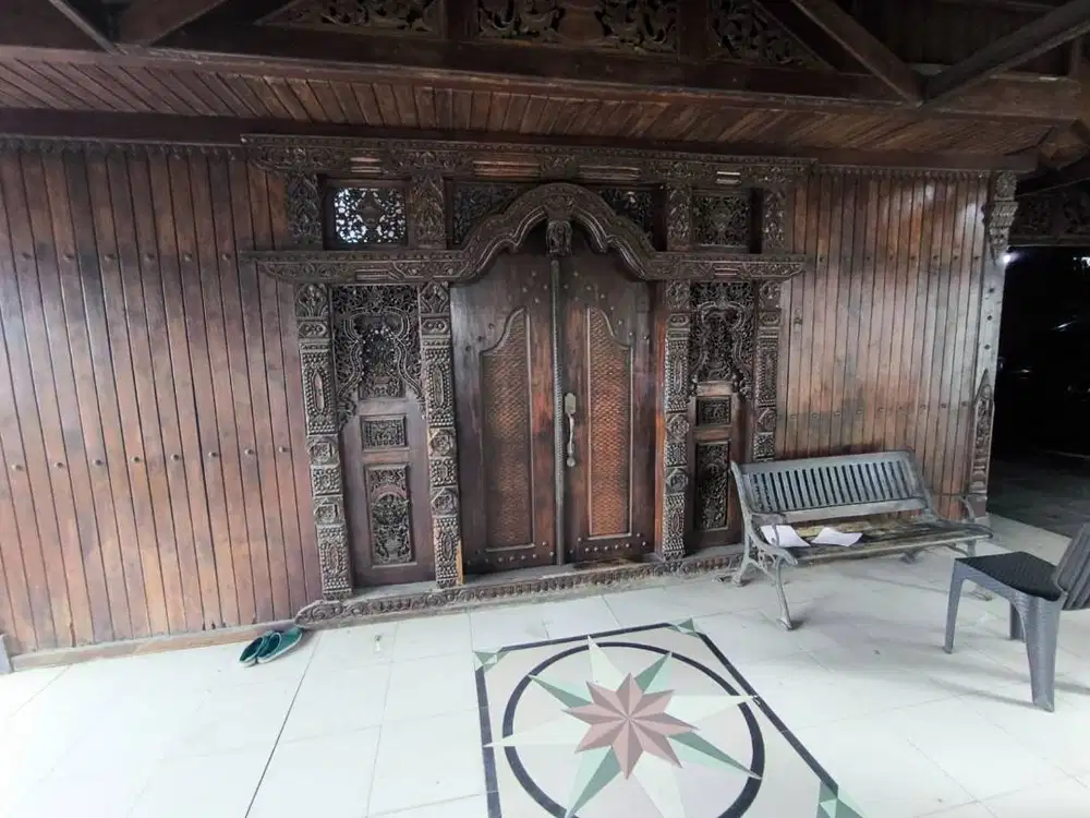 HARGA MIRING TANAH  1.090 M2 + RUMAH JAWA JATIASIH