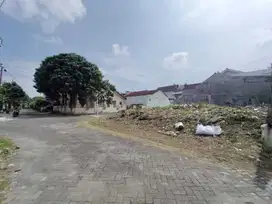 Tanah strategis dalam perumahan griya taman asri gito gati