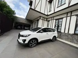 Venturer 2021 - Mulus terawat