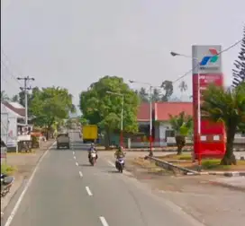 Dijual Rumah usaha di pinggir jalan raya pesisir barat Lampung