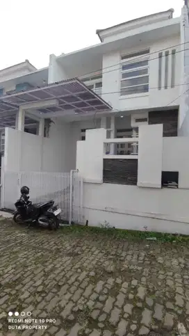 Rumah Dijual Turun Harga Siap Huni