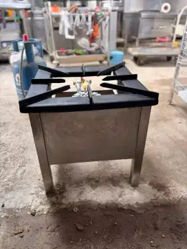 Kompor gas 
Stock pot 
High pressure 
Ukuran 50x50x50