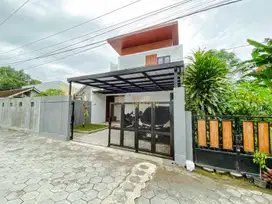 RUMAH SIAP HUNI, FULL FURNISHED, DEKAT BANDARA ADI SUTJIPTO JOGJA