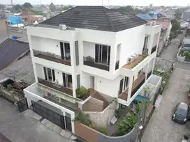 Rumah Mewah 3 Lantai Jatibening | 5 Menit LRT City