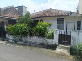 Dijual Cepat Rumah Lokasi Bagus Komplek Arcamanik Endah Kota Bandung