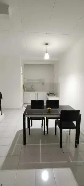 Rumah dijual murah masih nego di blok favorit taman palem lestari
