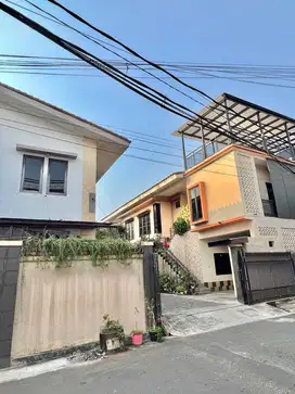 RAWAMANGUN JAKTIM RUMAH HOEK DALAM CLUSTER 6 UNIT AKSES 2 MOBIL S619