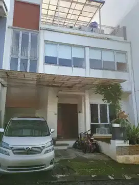 Dijual Rumah Krukut 2 Lantai + Rooftop