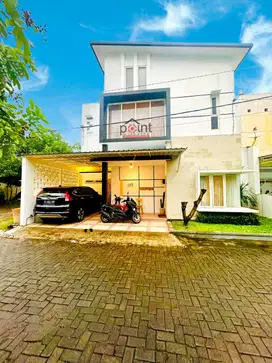 Rumah Cantik 2lt Full Furnished Cluster Elite Dekat Exit Tol