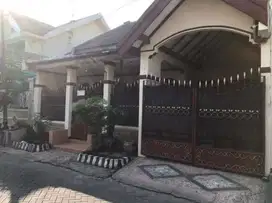 Jual rumah siap huni pondok tjandra 2 lantai siap huni murah