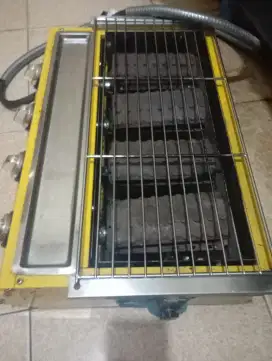Bakaran sosis 4 tungku
