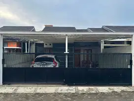 DIJUAL RUMAH MINIMALIS SIAP HUNI BANGUNAN TERAWAT PERUMAHAN SARIWANGI