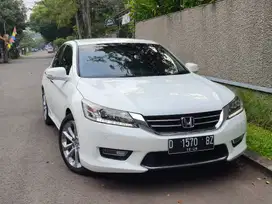 honda accord 2.4 VTIL at matic 2013 putih mulus bandung