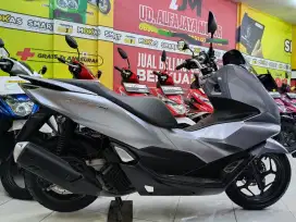 Kredit murah * new PCX 160 CBS th 2024