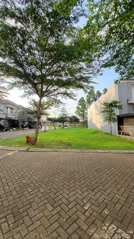 Kavling Posisi Hook Samping Taman Strategis di Bintaro Sektor 9. 16628