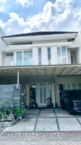 TERMURAH CUMA 3M AN Rumah Citraland Utama Strategis with Private Swimm