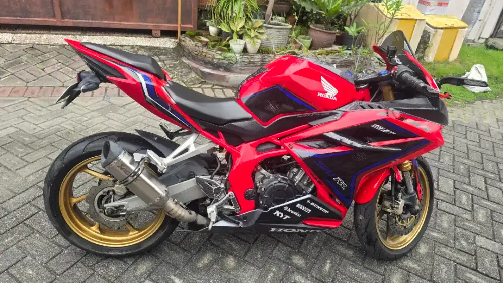 Honda CBR 250 250RR ABS Tipe tertinggi