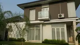Dijual Rumah di Kota Baru Parahyangan, Nyaman area Tatar Candraresmi