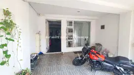 Rumah 3 Lantai Cocok Dibangun Sebagai Kost di Blok A Kebayoran Baru